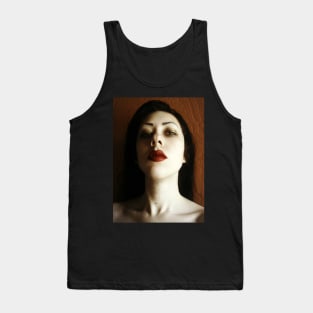 The crack inside your fucking heart is me. Tank Top